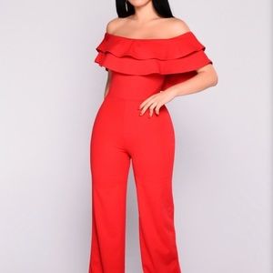 Jumpsuit red fashion nova size M